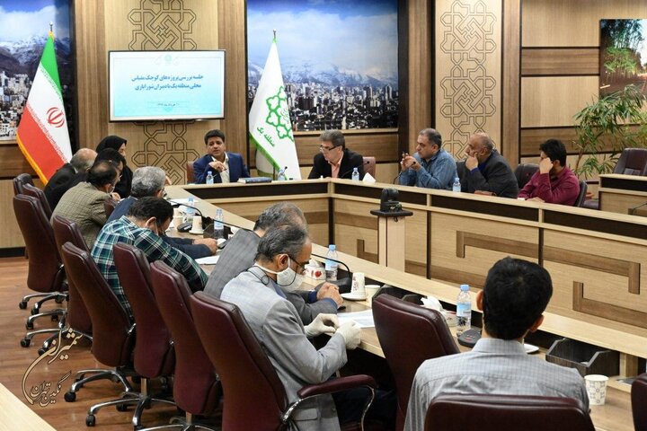 پروژه های کوچک مقیاس محلی متناسب با نیازهای واقعی محلات تعریف شود