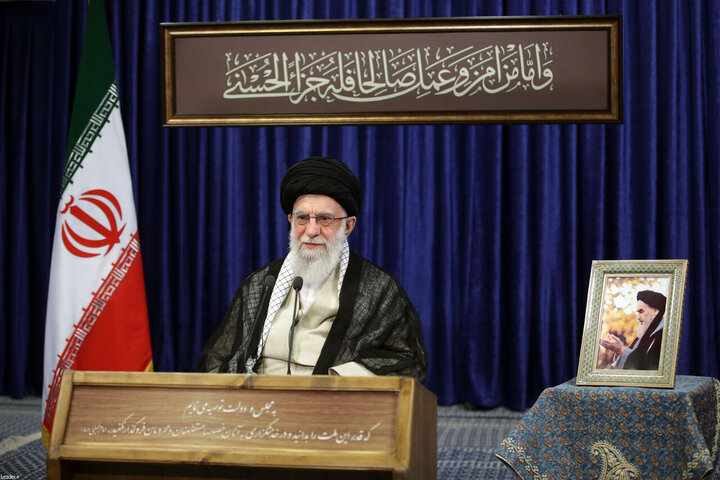 رهبر انقلاب: امام خمینی (ره) انسانی تحول‌خواه و تحول‌آفرین بود