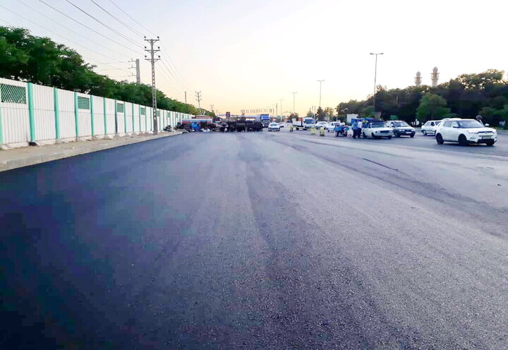 تعریض و احداث لاین کندرو در بزرگراه شهید رجایی
