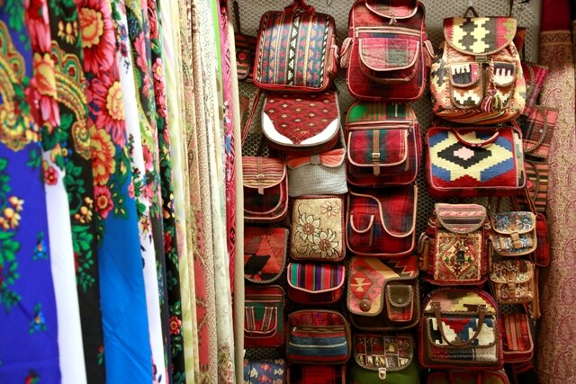 افتتاح اولین گالری درنگ هنر در زیرگذر آزادی
