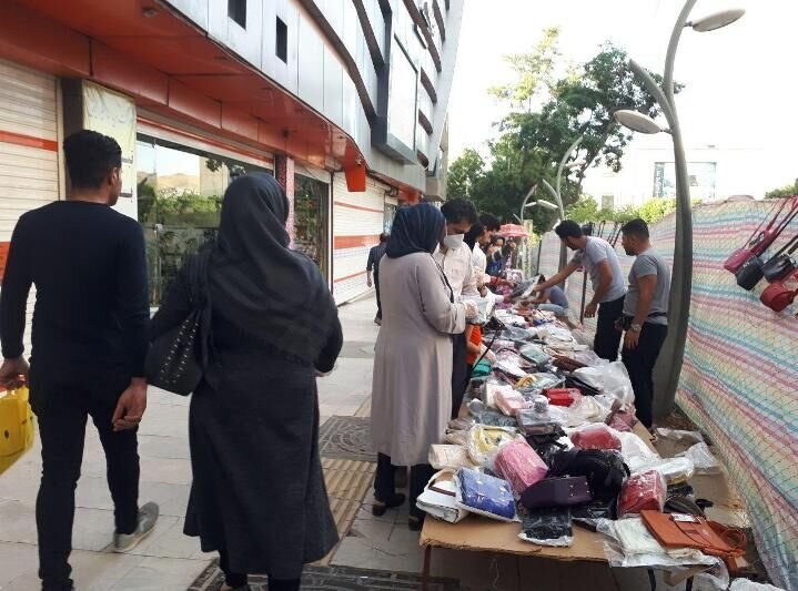 ساماندهی بیش از ۱۰ هزار دستفروش به دلیل شرایط کرونایی پایتخت