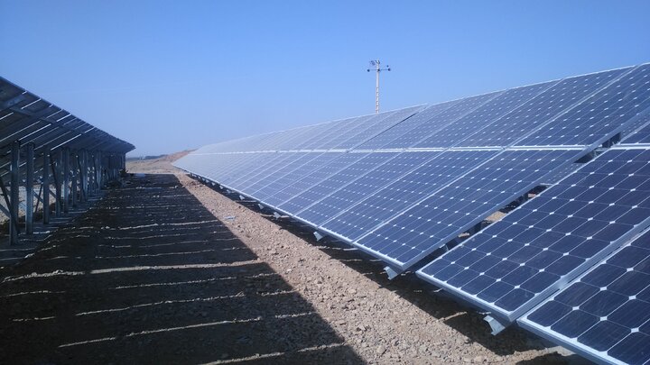 فاز نخست ساخت نیروگاه خورشیدی در سرخه حصار آغاز می شود
