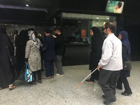 اجرای مسیر ویژه نابینایان در مترو