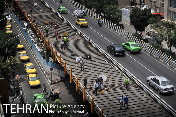 پل کریمخان، نخستین پل فلزی تهران که بتنی شد