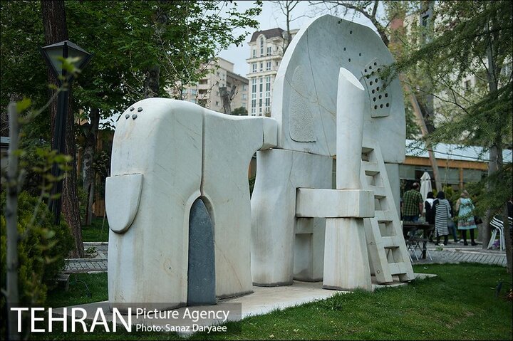 باغ موزه هنر ایرانی‎