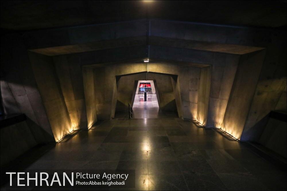 تور عکاسی از مجموعه فرهنگی برج آزادی