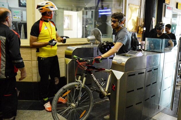 انجام ۲۱۰۰ سفر ترکیبی دوچرخه-مترو در تهران