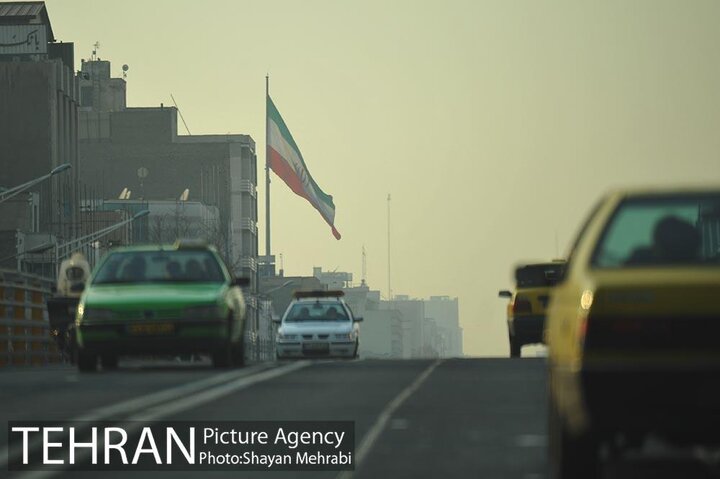تداوم وضعیت نارنجی هوا در شهر تهران