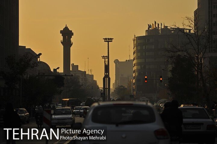 تهران؛ قربانی نبود یورو ۵ در خودروسازی و سوخت