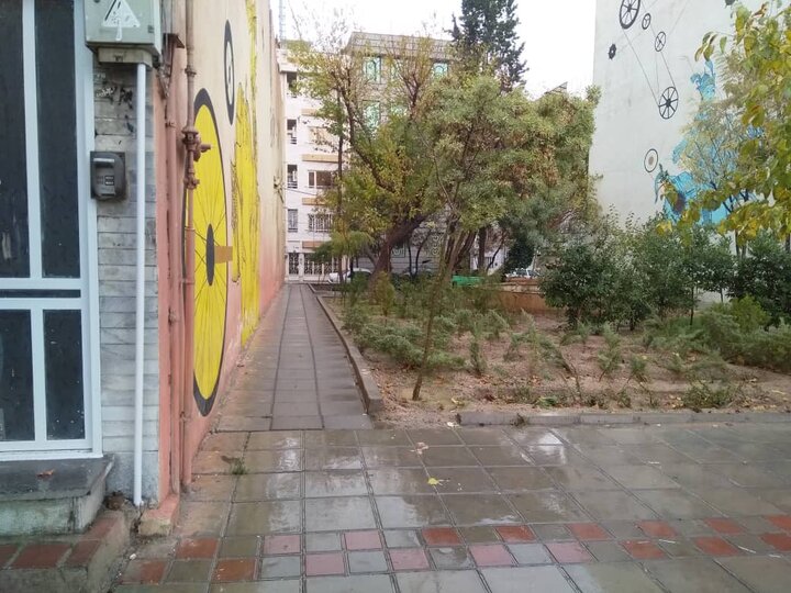 ادامه عملیات پیاده روسازی در معابر شمال شرق تهران