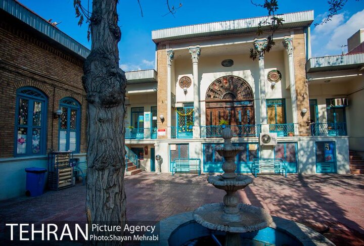 خانه مهر انگیز کامبیز
