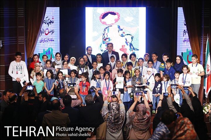 اکران آثار کودکان خاص در دومین دوره مسابقه نقاشی کودکان تهران