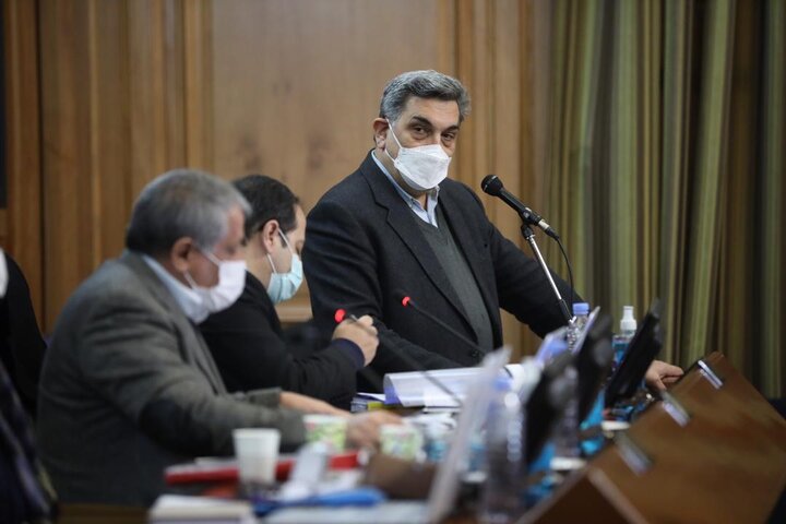 شهردار تهران لایحه بودجه ۱۴۰۰ را تقدیم شورای شهر کرد