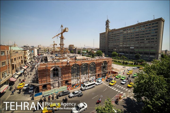 بازدید معاون فنی و عمرانی شهرداری تهران از پروژه احداث خانه شهر