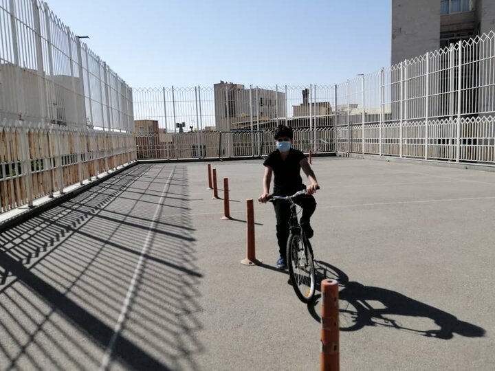 مسابقه دوچرخه سواری تعادلی در منطقه ۳ تهران