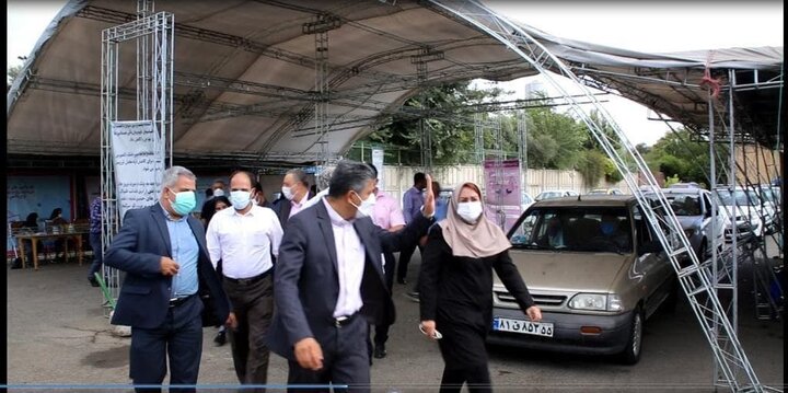 استقبال گسترده شهروندان جنوب شرق تهران از مرکز واکسیناسیون بوستان آزادگان