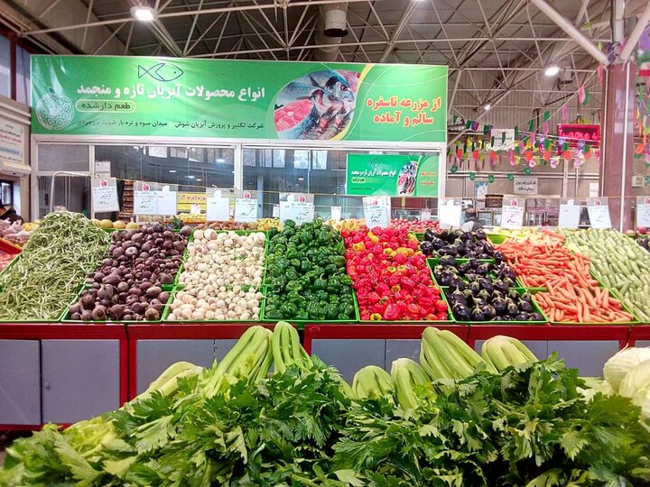 کاهش قیمت ۱۸ قلم سبزی و صیفی در میادین میوه و تره‌بار