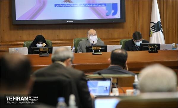بی‌توجهی لایحه بودجه کشور به سهم دولت در توسعه حمل و نقل عمومی/مجلس و دولت به بودجه شهرداری‌ها توجه کنند