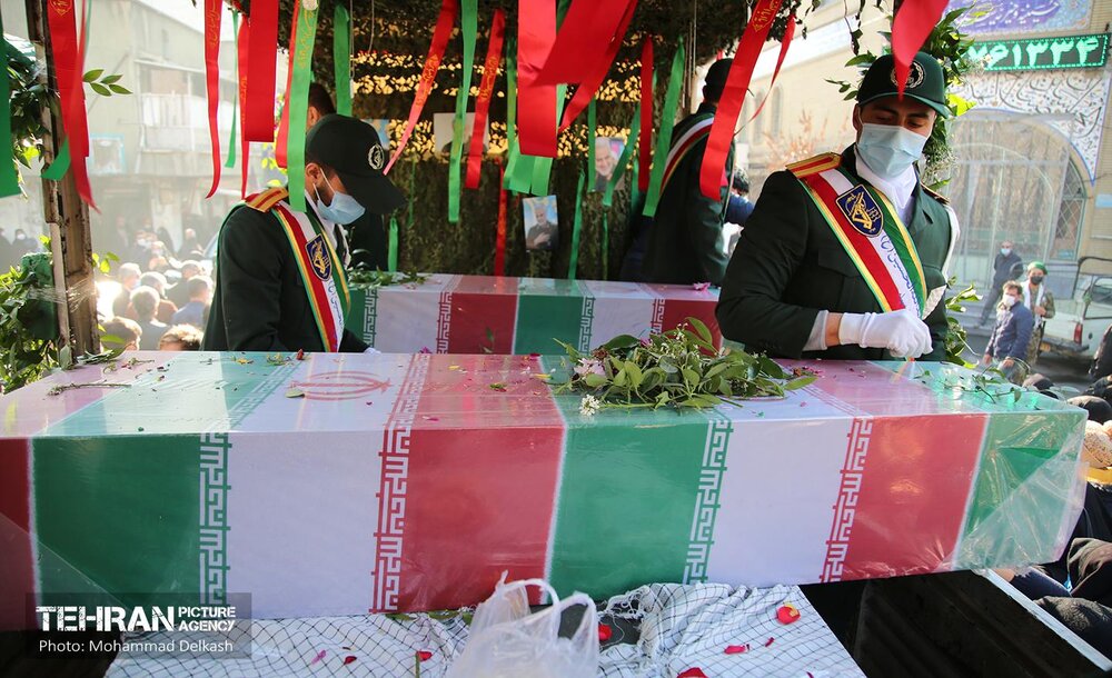 تشییع و تدفین دو شهید گمنام در منطقه 15