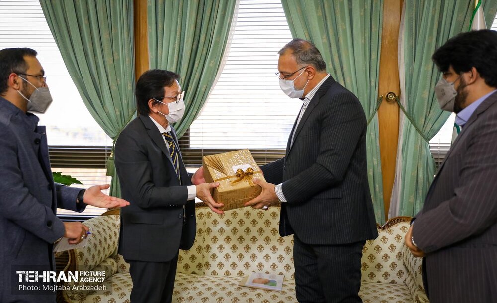 دیدار شهردار تهران با سفیر تایلند