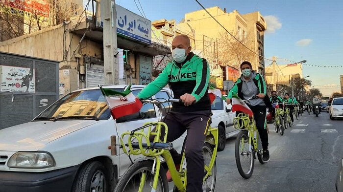تجدید میثاق دوچرخه سواران منطقه ۱۷ با آرمان‌های انقلاب اسلامی