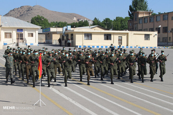 اُمیکرون مدت آموزشی سربازان را یک ماهه کرد
