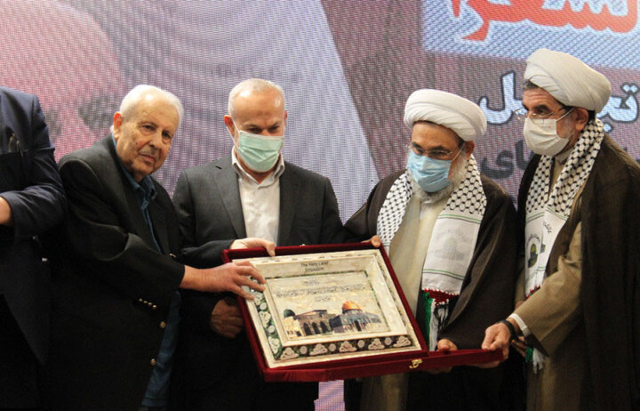 برگزاری آئین تجلیل از ۴۰ سال فعالیت‌های سفیر سابق فلسطین در ایران 