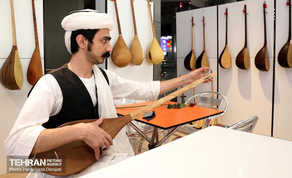 نمایشگاه «ساز و آلات موسیقی» در برج میلاد تهران