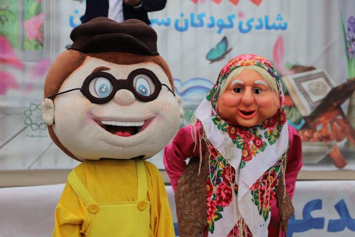 برگزاری جشنواره نوروزی منطقه ۷ در باغ‌موزه قصر