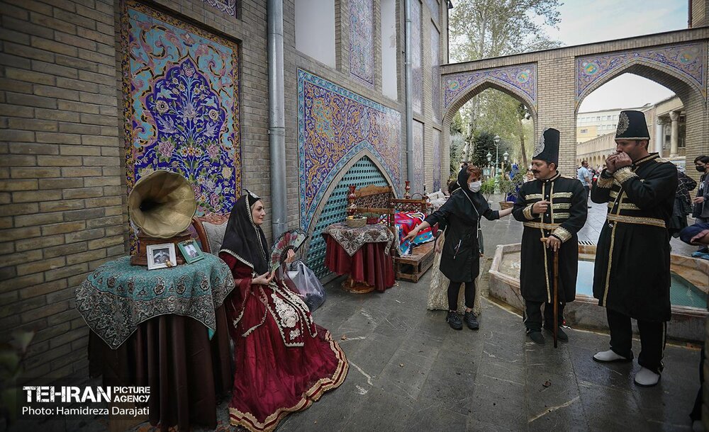 استقبال مسافران نوروزی از مجموعه جهانی کاخ گلستان
