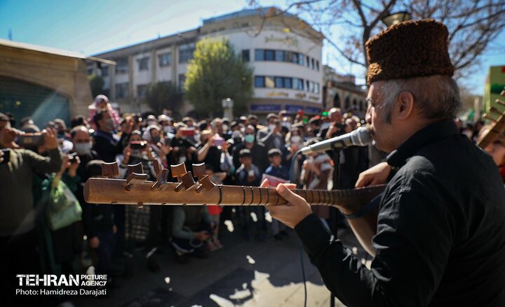 از طنین موسیقی سنتی در ورودی‌های شهر تا اجرای نمایش‌های سنتی در خیابان‌های تهران