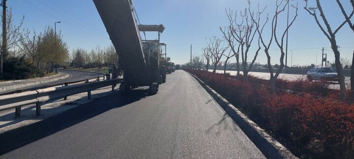 آسفالت‌ریزی کندرو آزادراه تهران-کرج بعد از یک دهه 