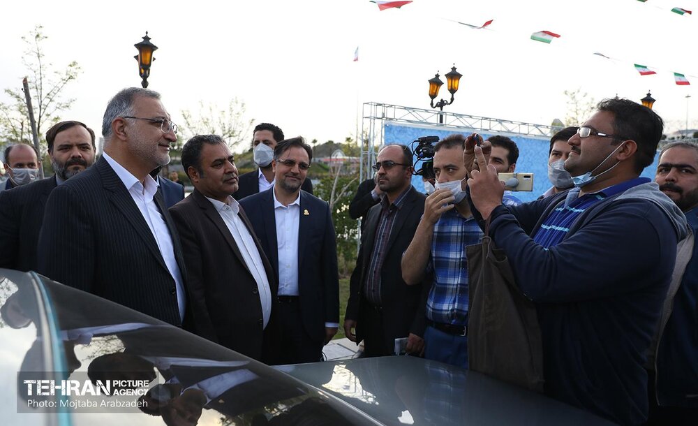 جشن ملی پرچم با حضور شهردار تهران