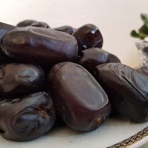 کاهش قیمت خرمای رطب در میادین میوه و تره بار 