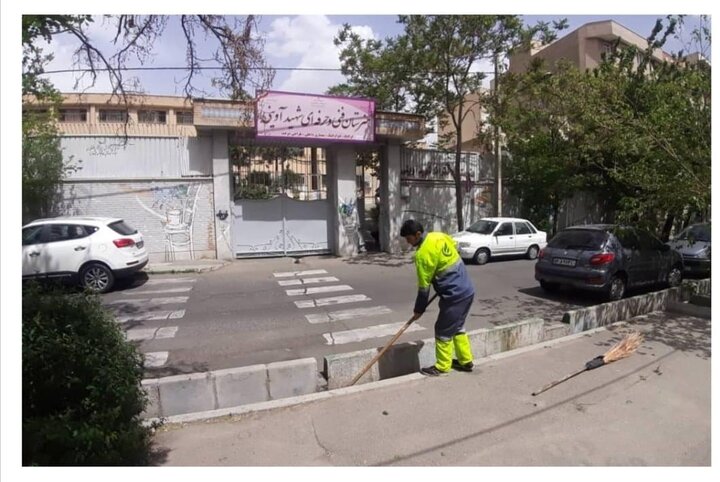 لایروبی انهار منتهی به مدارس منطقه ۴