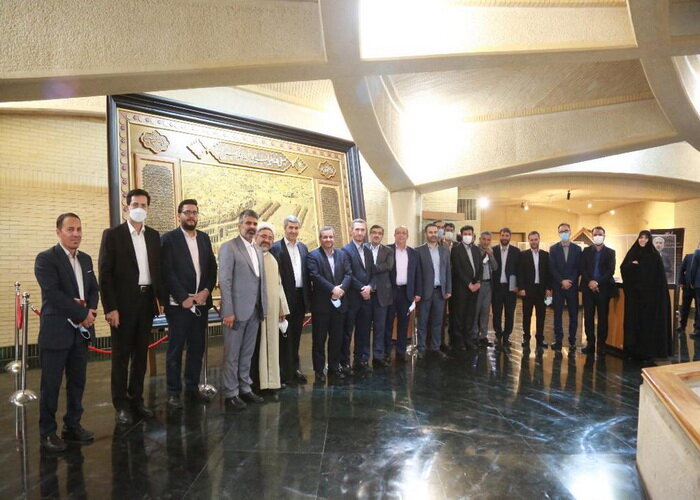 بازدید مدیران ارشد شهری از موزه ملی قرآن کریم 
