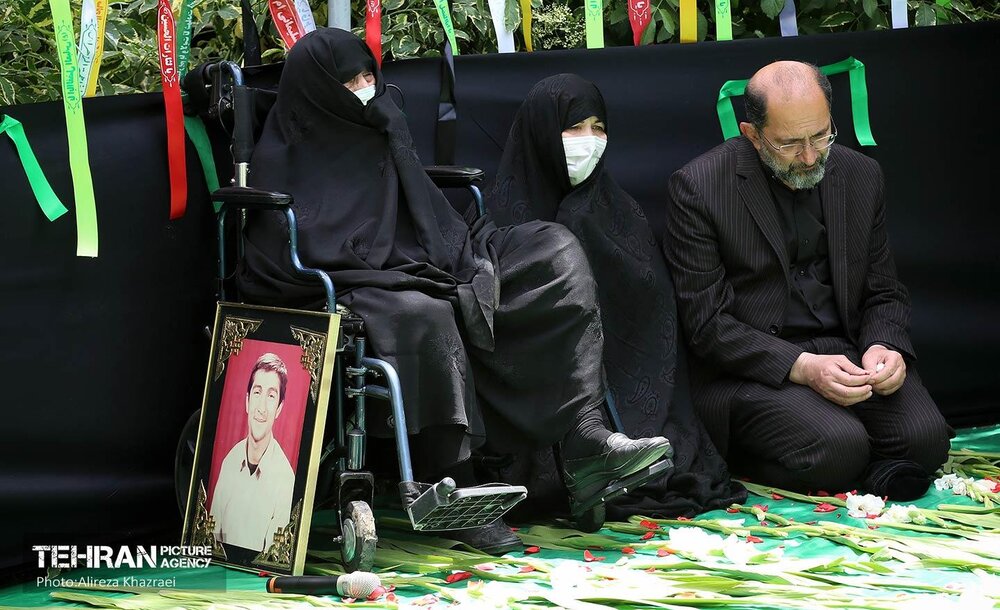 مراسم تشییع و تدفین شهدای گمنام در منطقه ۳ تهران