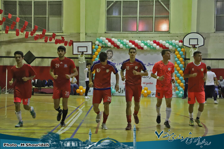 تیم فوتسال مسجد بنی هاشم (ع) قهرمان جام رمضان منطقه ۷ شد