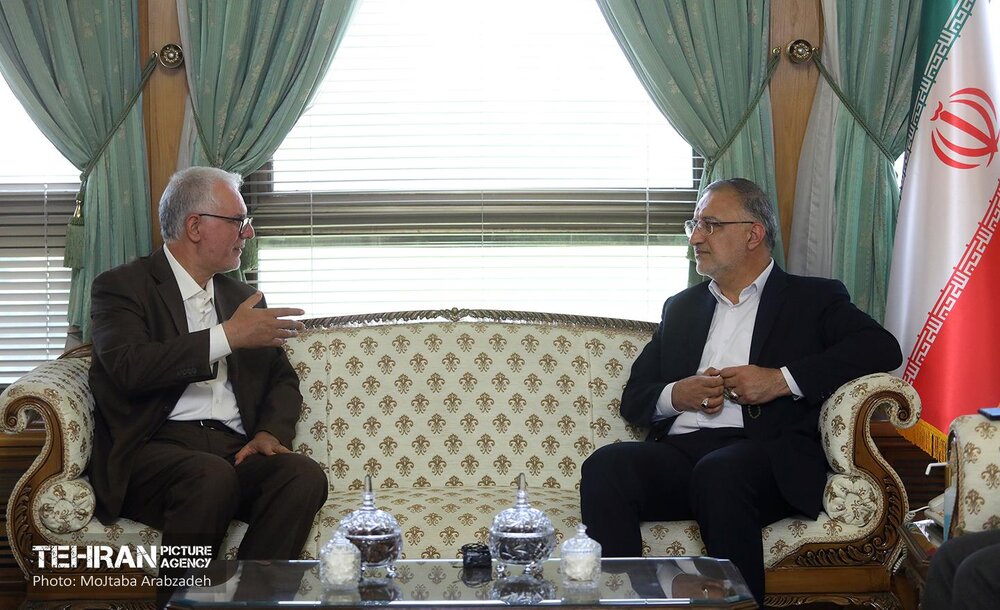 دیدار سفیر ایران در قطر با شهردار تهران