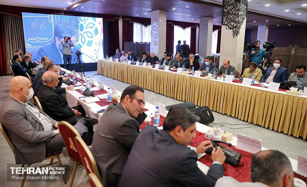 نشست کمیته تخصصی اتوبوسرانی مجمع شهرداران کلانشهرهای ایران