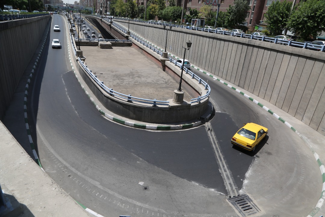 بهسازی معابر منطقه ۱۰ با انجام بیش از دو هزار متر نهرسازی