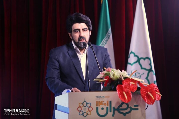 تهران به تعداد شهروندان دلسوزش شهردار دارد/۶ضلعی حاضر در نمایشگاه 