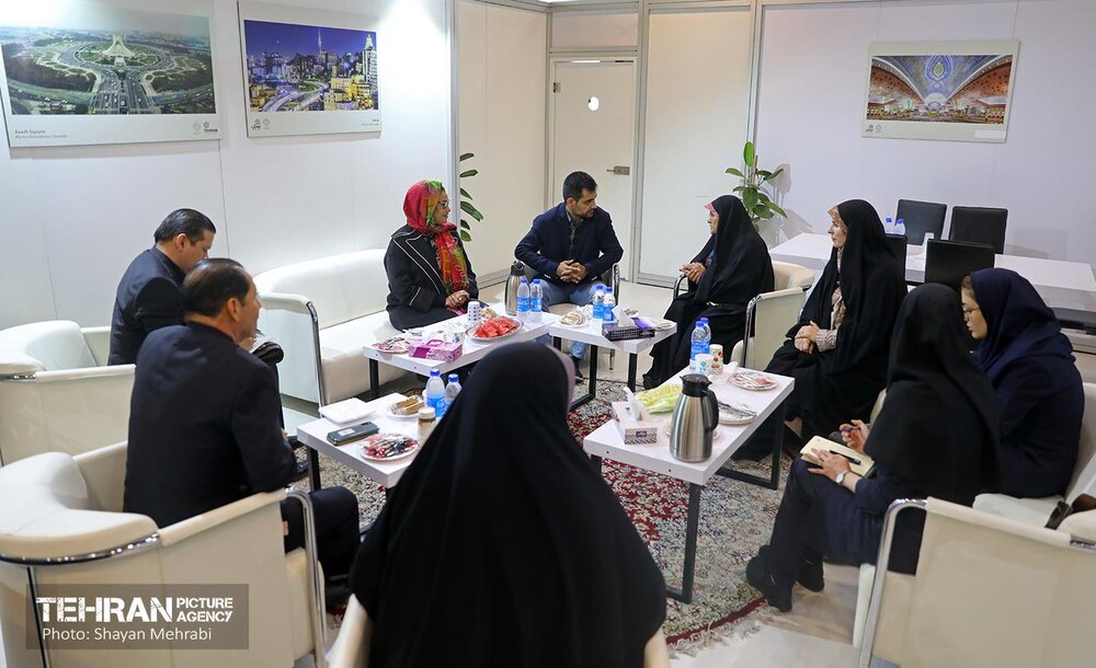 مهمانان دومین روز از نمایشگاه «شهرهای خواهرخوانده و توانمندی مدیریت شهری» چه کسانی بودند؟