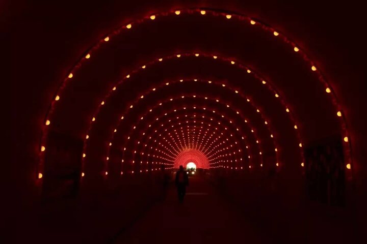 افتتاح بزرگ‌ترین تونل نقش و نور کشور در بوستان نهج‌البلاغه