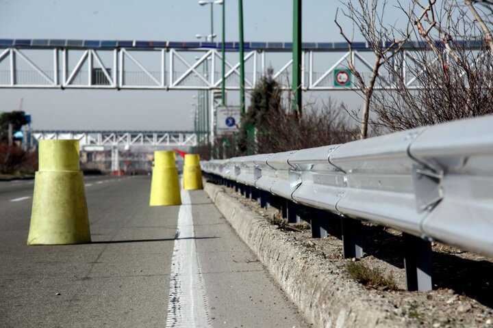 آغاز عملیات ساماندهی گاردریل بزرگراه‌های منطقه۲
