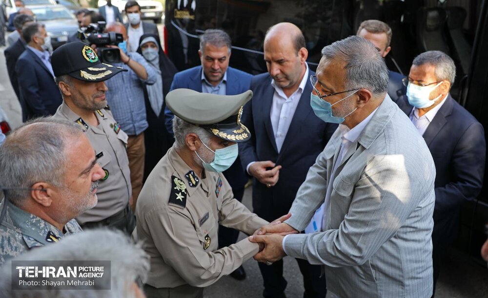 بازدید شهردار تهران از پادگان 06 ارتش