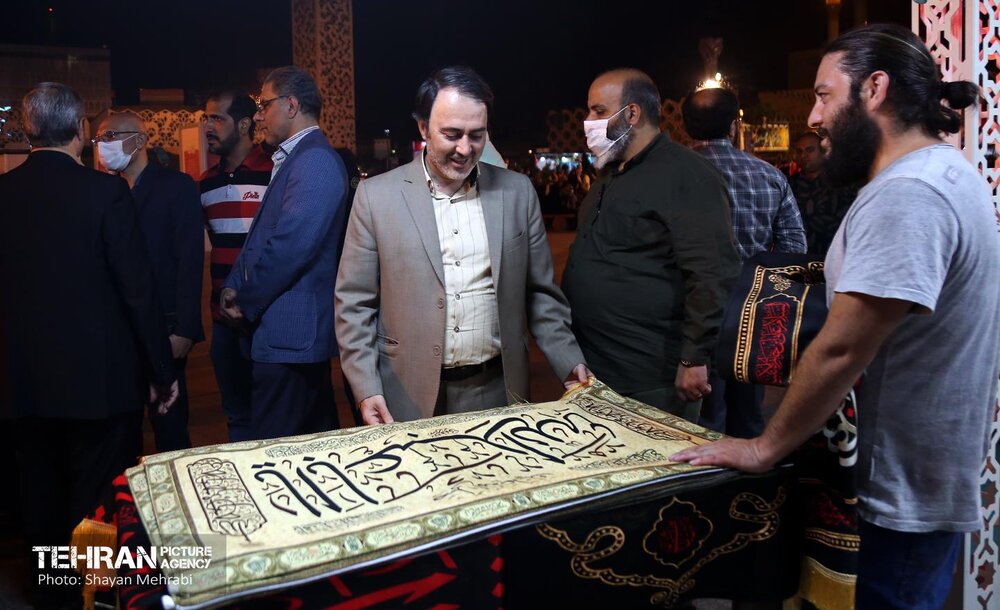 نظرات شورای ششمیها در خصوص رویداد عطر سیب/ کیفیت نمایشگاه نسبت به سالهای گذشته ارتقاء یافته است