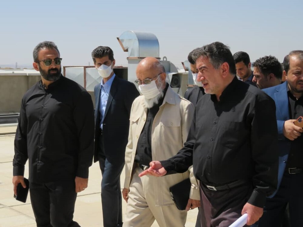 بازدید رئیس شورای شهر تهران از بیمارستان کودکان حکیم در منطقه۱۸