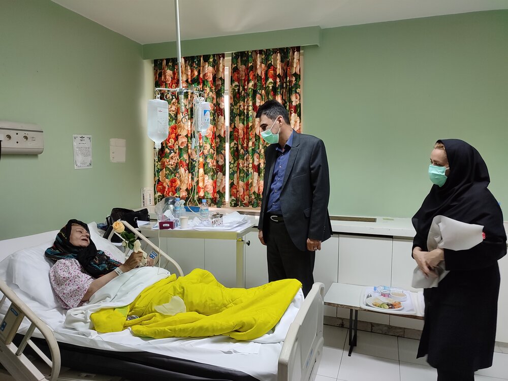 احیای سنت ملاقات بیماران شهرداری تهران در بیمارستان‌ها از سوی مدیران شهر سالم