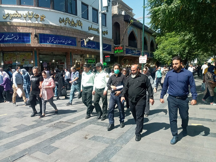 اجرای طرح جمع‌آوری و رفع سد معبر در محور ۱۵ خرداد و بازار تهران 